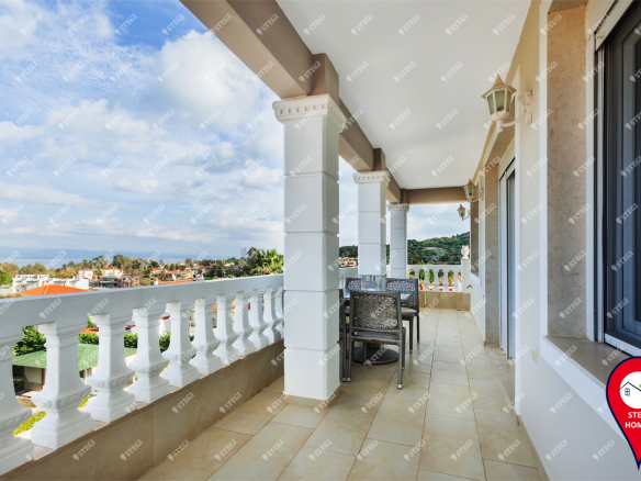Villa Paradise 008