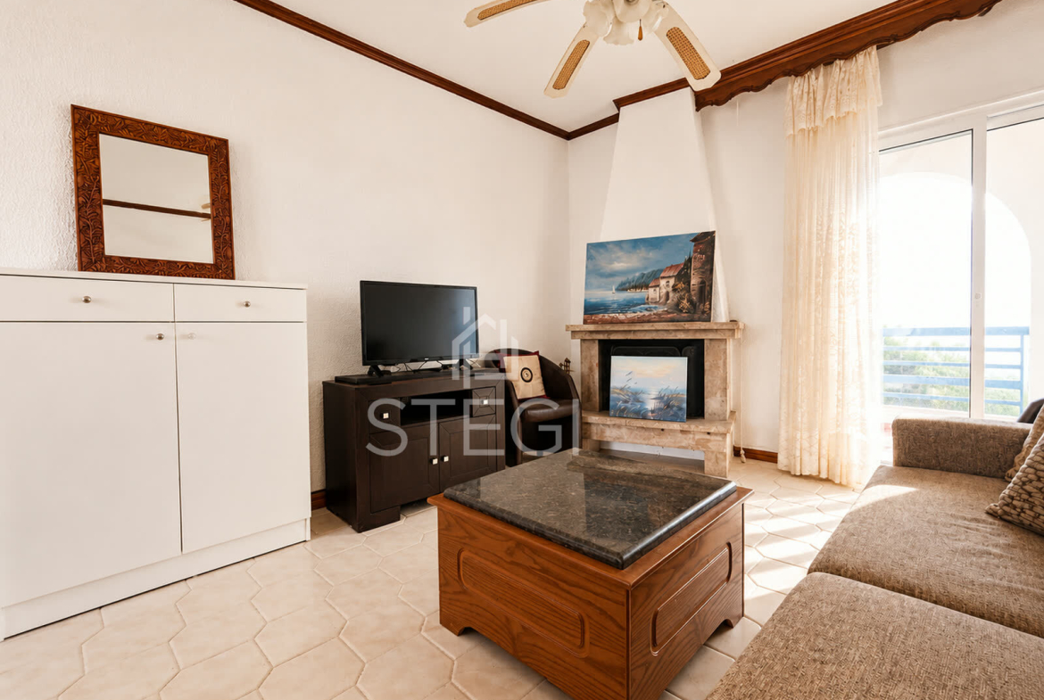 5ad862c9 e177 40a8 bd45 661f776cf5d9 site