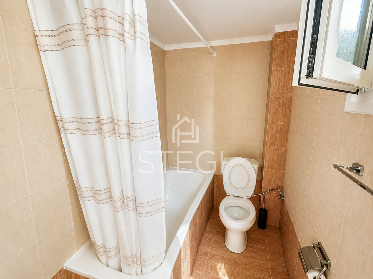 d8165c16 8544 424b 8ba5 7b5d6f6227ce site